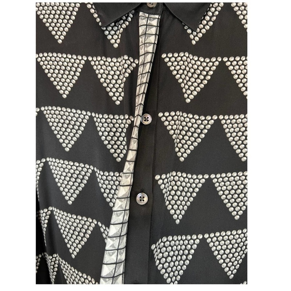 Equipment Femme Triangle Diamond Silk Blouse - Picture 9 of 11